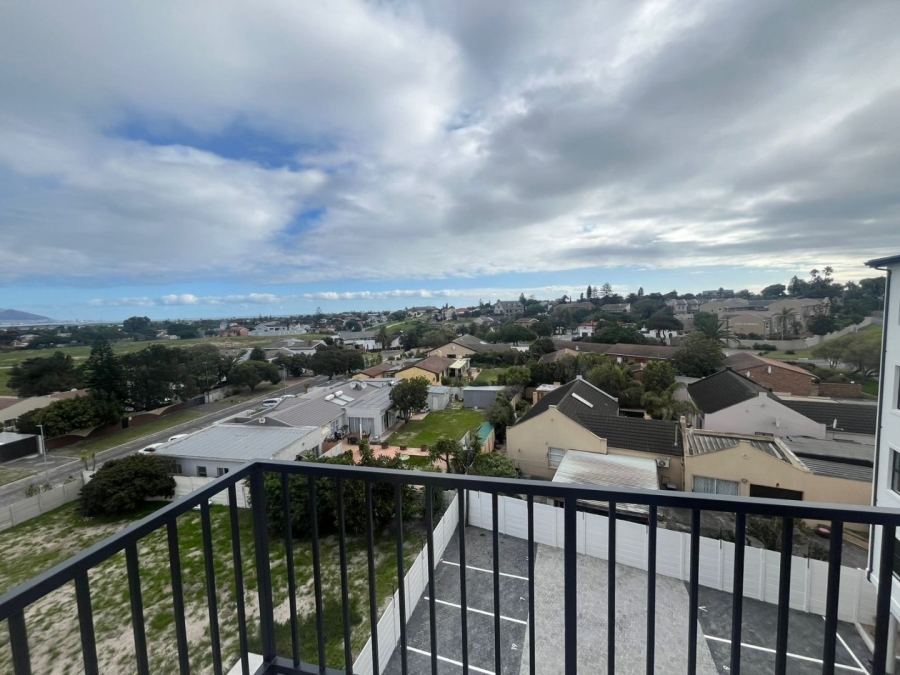 1 Bedroom Property for Sale in Flamingo Vlei Western Cape